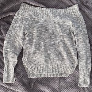Off the shoulder Hollister sweater!